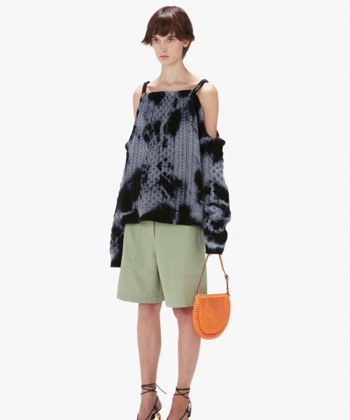 jwa-jw-anderson-cold-shoulder-knitted-sweater-stylealbum