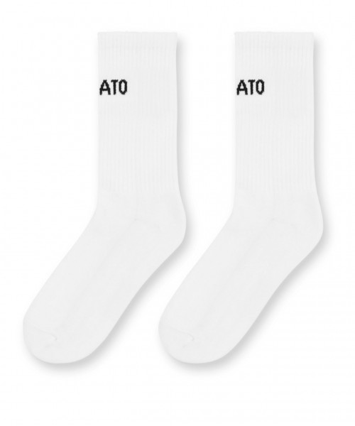 axel-arigato-logo-tube-socks-whie-sand-stylealbum